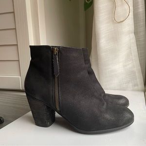 Bp. Black Leather Ankle Booties With Zipper Size 7.5